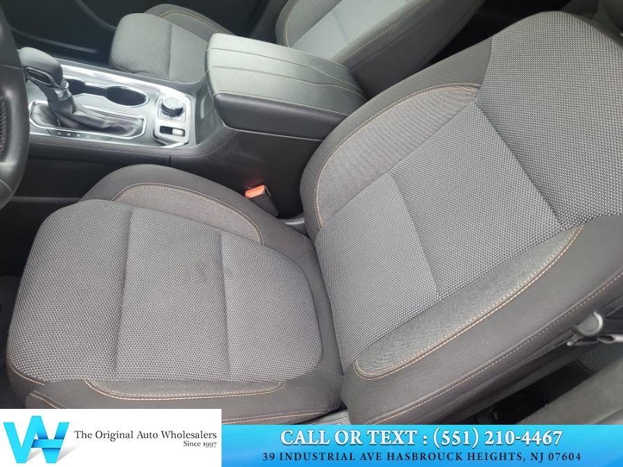 2021 Chevrolet Traverse AWD 4dr LT Cloth w/1LT, available for sale in Lodi, New Jersey | AW Auto & Truck Wholesalers, Inc. Lodi, New Jersey 2021 Chevrolet Traverse AWD 4dr LT Cloth w/1LT, available for sale in Lodi, New Jersey | AW Auto & Truck Wholesalers, Inc. Lodi, New Jersey