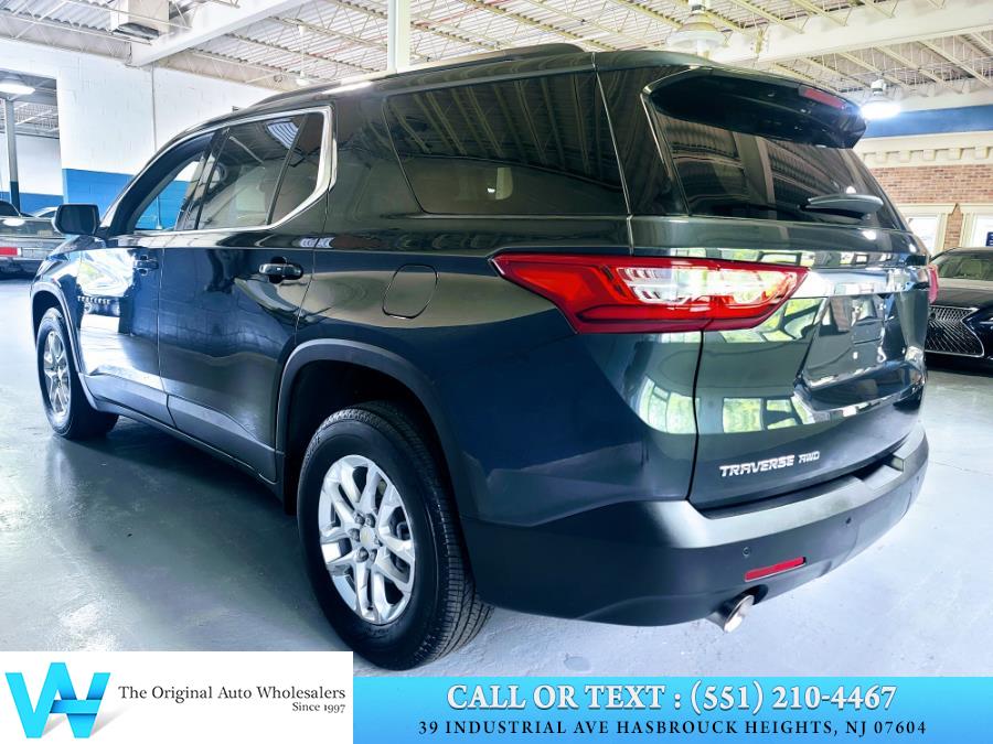 2021 Chevrolet Traverse AWD 4dr LT Cloth w/1LT, available for sale in Lodi, New Jersey | AW Auto & Truck Wholesalers, Inc. Lodi, New Jersey 2021 Chevrolet Traverse AWD 4dr LT Cloth w/1LT, available for sale in Lodi, New Jersey | AW Auto & Truck Wholesalers, Inc. Lodi, New Jersey