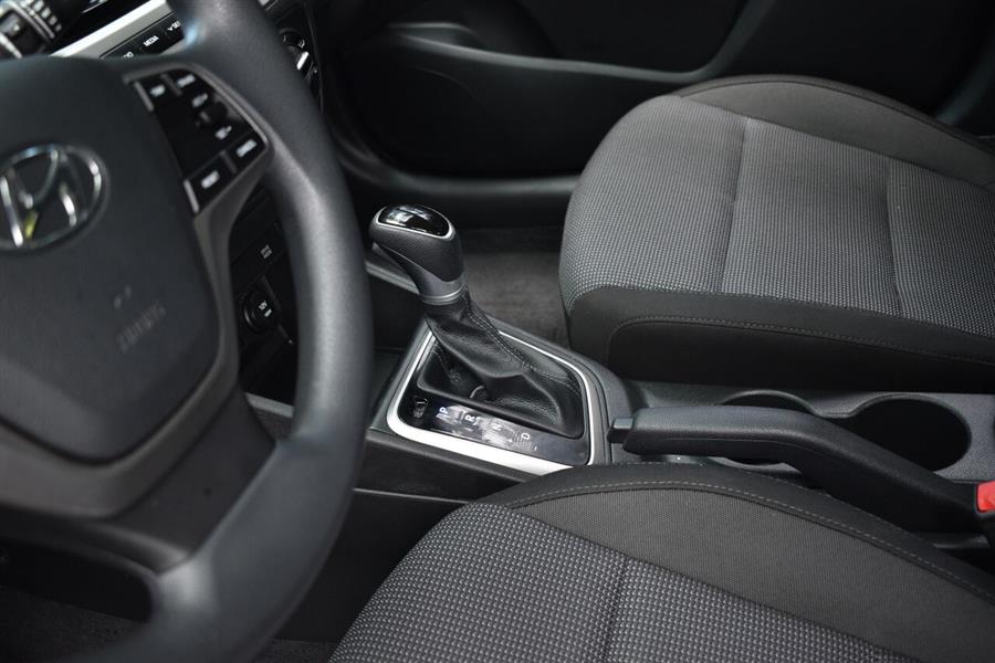2021 Hyundai Accent SE 4dr Sedan 6M, available for sale in Great Neck, New York | Camy Cars. Great Neck, New York 2021 Hyundai Accent SE 4dr Sedan 6M, available for sale in Great Neck, New York | Camy Cars. Great Neck, New York