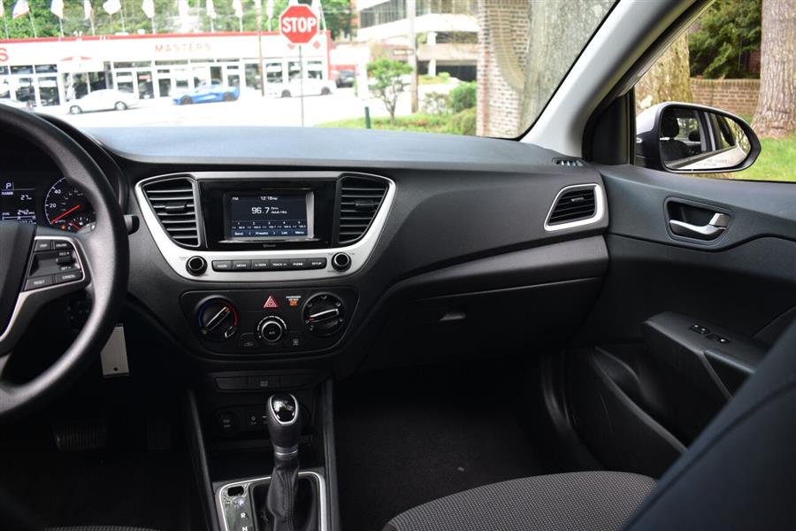 2021 Hyundai Accent SE 4dr Sedan 6M, available for sale in Great Neck, New York | Camy Cars. Great Neck, New York 2021 Hyundai Accent SE 4dr Sedan 6M, available for sale in Great Neck, New York | Camy Cars. Great Neck, New York