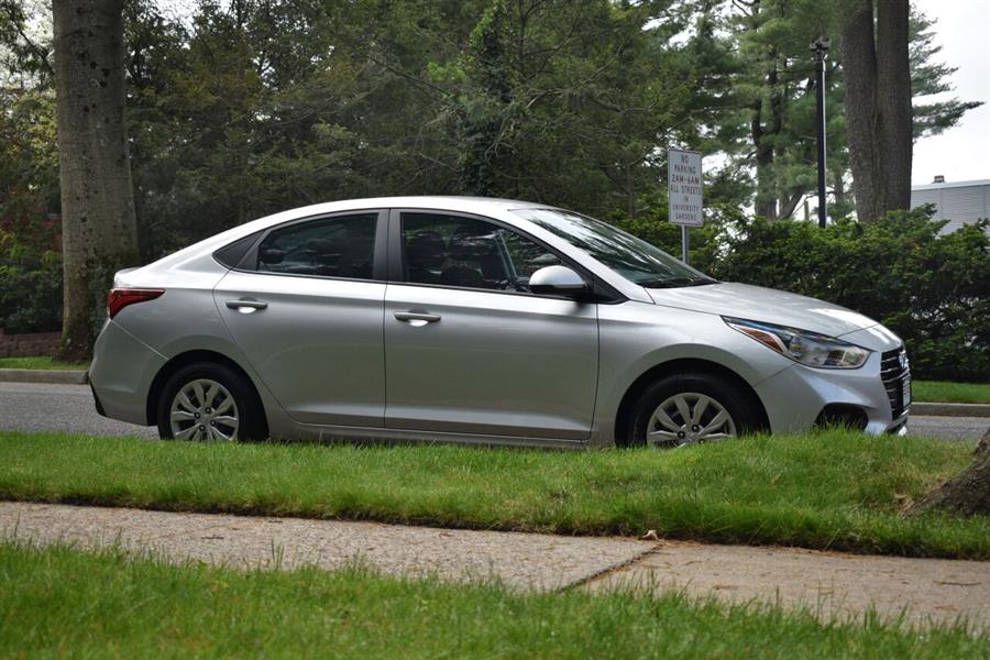 2021 Hyundai Accent SE 4dr Sedan 6M, available for sale in Great Neck, New York | Camy Cars. Great Neck, New York 2021 Hyundai Accent SE 4dr Sedan 6M, available for sale in Great Neck, New York | Camy Cars. Great Neck, New York