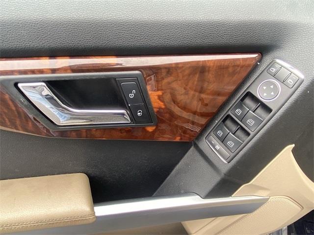 2010 Mercedes-benz Glk GLK 350, available for sale in Stratford, Connecticut | Wiz Leasing Inc. Stratford, Connecticut 2010 Mercedes-benz Glk GLK 350, available for sale in Stratford, Connecticut | Wiz Leasing Inc. Stratford, Connecticut