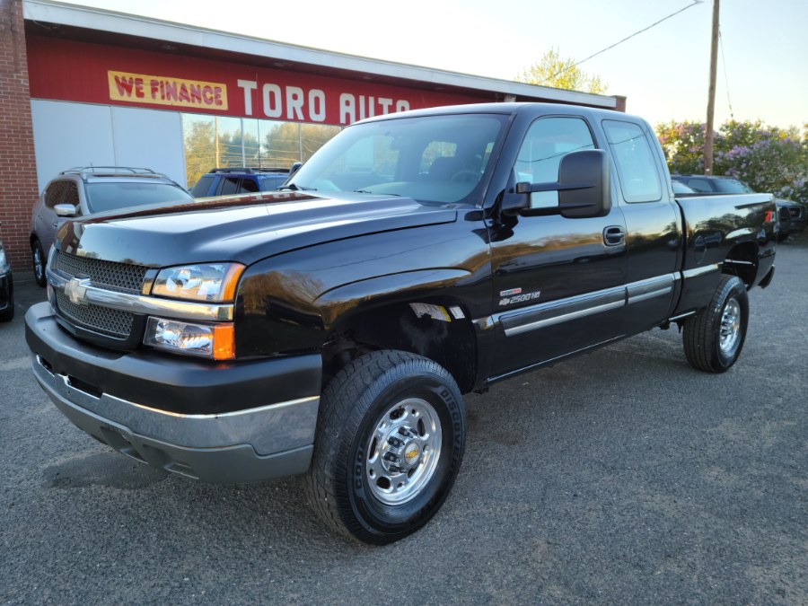 Used Chevrolet Silverado 2500HD 4WD 6.6 Duramax Diesel Extended Cab 2005 | Toro Auto. East Windsor, Connecticut