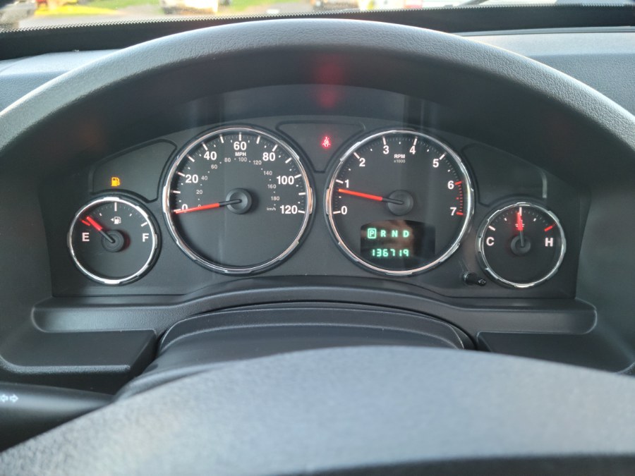 2009 Jeep Liberty 4WD 4dr Sport W/Sunroof, available for sale in East Windsor, Connecticut | Toro Auto. East Windsor, Connecticut 2009 Jeep Liberty 4WD 4dr Sport W/Sunroof, available for sale in East Windsor, Connecticut | Toro Auto. East Windsor, Connecticut