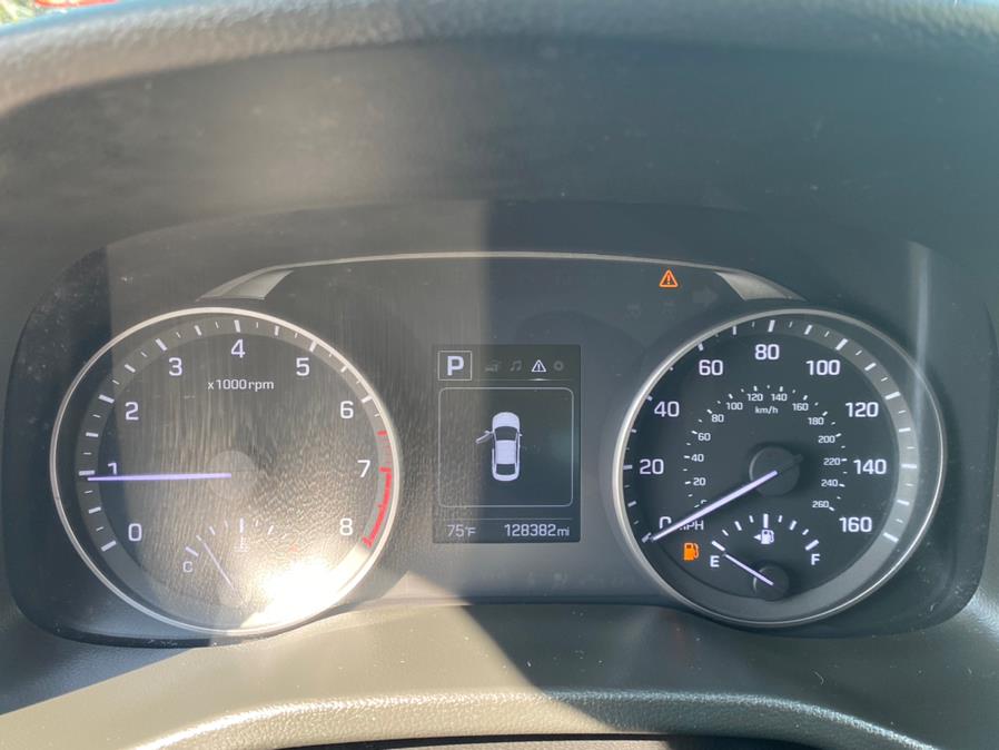 2018 Hyundai Elantra SEL 2.0L Auto SULEV (Alabama), available for sale in Bridgeport, Connecticut | CT Auto. Bridgeport, Connecticut 2018 Hyundai Elantra SEL 2.0L Auto SULEV (Alabama), available for sale in Bridgeport, Connecticut | CT Auto. Bridgeport, Connecticut