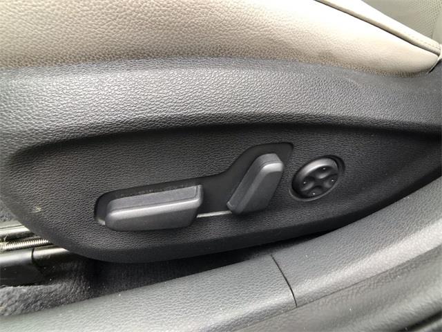Used Hyundai Sonata Limited 2017 | Prestige Auto Cars LLC. New Britain, Connecticut Used Hyundai Sonata Limited 2017 | Prestige Auto Cars LLC. New Britain, Connecticut