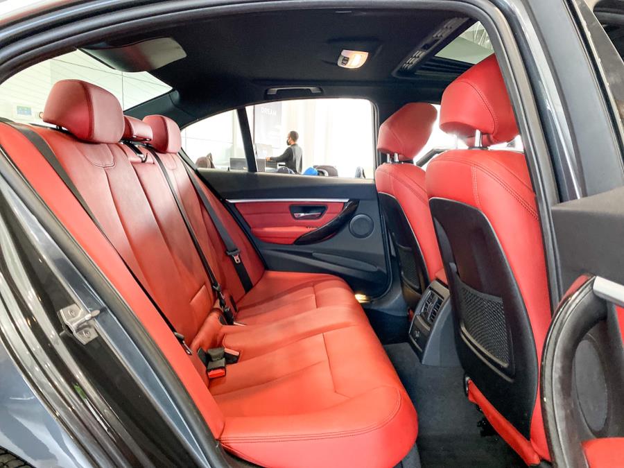 Used BMW 3 Series 330i xDrive Sedan 2018 | Luxury Motor Club. Franklin Square, New York Used BMW 3 Series 330i xDrive Sedan 2018 | Luxury Motor Club. Franklin Square, New York