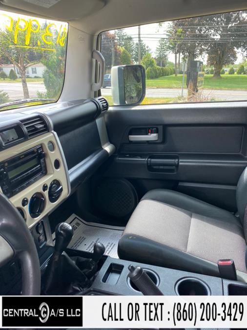 Used Toyota FJ Cruiser 4WD 4dr Man 2008 | Central A/S LLC. East Windsor, Connecticut Used Toyota FJ Cruiser 4WD 4dr Man 2008 | Central A/S LLC. East Windsor, Connecticut