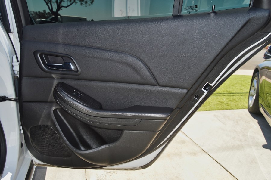 2015 Chevrolet Malibu 4dr Sdn LT w/1LT, available for sale in Moreno Valley, California | Fusion Motors Inc. Moreno Valley, California 2015 Chevrolet Malibu 4dr Sdn LT w/1LT, available for sale in Moreno Valley, California | Fusion Motors Inc. Moreno Valley, California