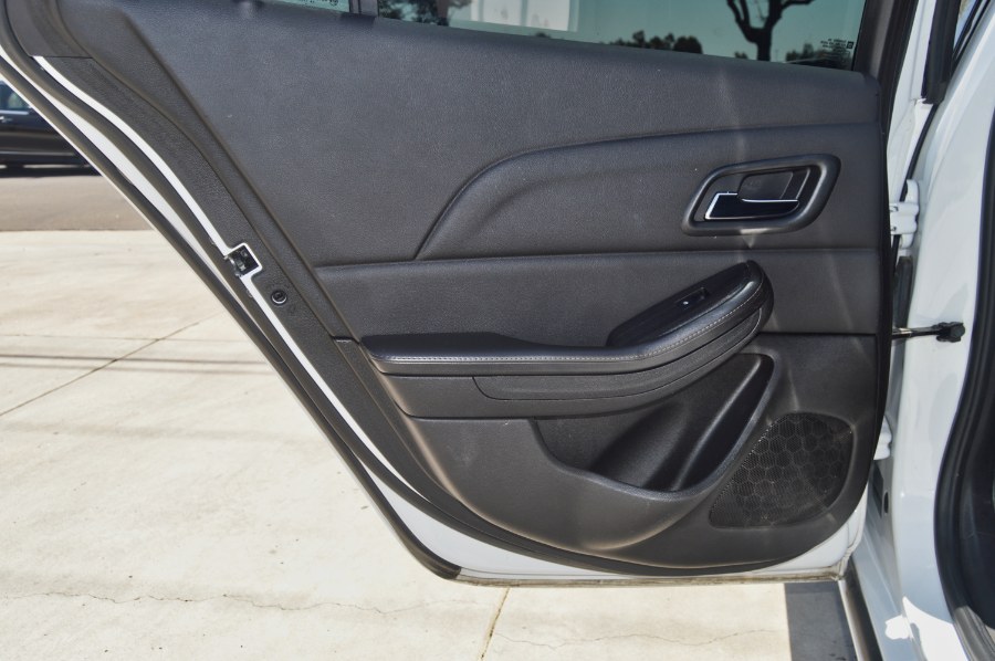 2015 Chevrolet Malibu 4dr Sdn LT w/1LT, available for sale in Moreno Valley, California | Fusion Motors Inc. Moreno Valley, California 2015 Chevrolet Malibu 4dr Sdn LT w/1LT, available for sale in Moreno Valley, California | Fusion Motors Inc. Moreno Valley, California