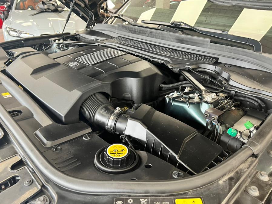 2015 Land Rover Range Rover Sport 4WD 4dr HSE, available for sale in Massapequa Park, New York | Power Motors East. Massapequa Park, New York 2015 Land Rover Range Rover Sport 4WD 4dr HSE, available for sale in Massapequa Park, New York | Power Motors East. Massapequa Park, New York