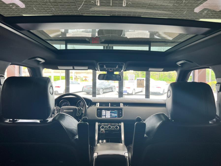 2015 Land Rover Range Rover Sport 4WD 4dr HSE, available for sale in Massapequa Park, New York | Power Motors East. Massapequa Park, New York 2015 Land Rover Range Rover Sport 4WD 4dr HSE, available for sale in Massapequa Park, New York | Power Motors East. Massapequa Park, New York