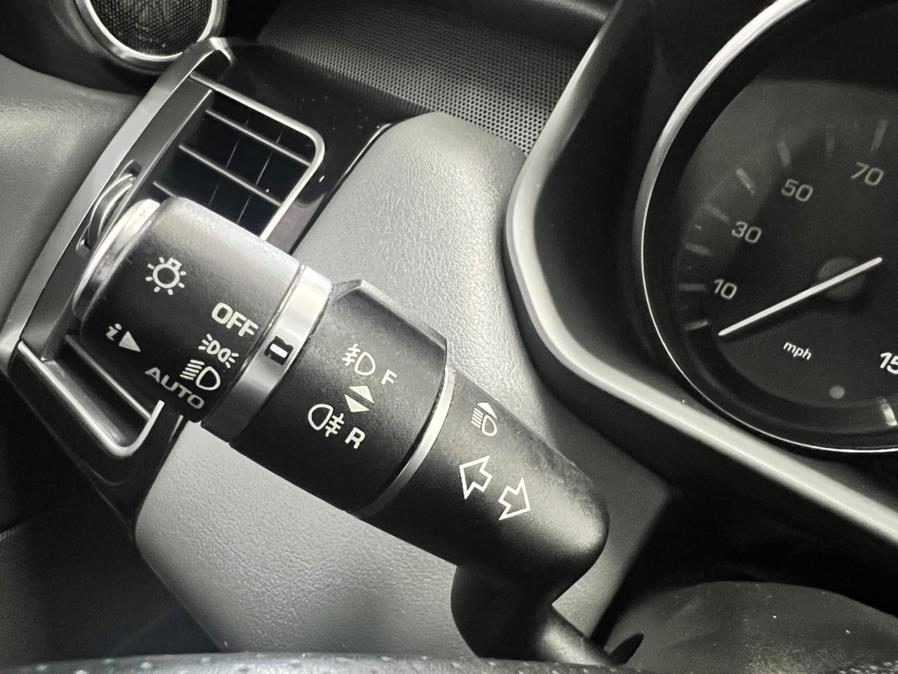 2015 Land Rover Range Rover Sport 4WD 4dr HSE, available for sale in Massapequa Park, New York | Power Motors East. Massapequa Park, New York 2015 Land Rover Range Rover Sport 4WD 4dr HSE, available for sale in Massapequa Park, New York | Power Motors East. Massapequa Park, New York