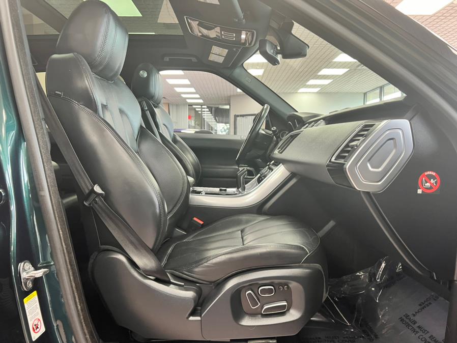 2015 Land Rover Range Rover Sport 4WD 4dr HSE, available for sale in Massapequa Park, New York | Power Motors East. Massapequa Park, New York 2015 Land Rover Range Rover Sport 4WD 4dr HSE, available for sale in Massapequa Park, New York | Power Motors East. Massapequa Park, New York