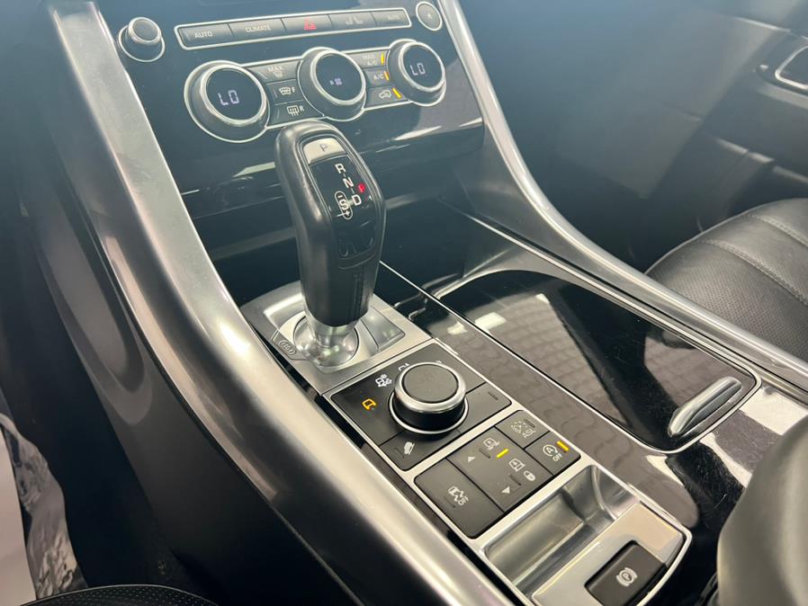 2015 Land Rover Range Rover Sport 4WD 4dr HSE, available for sale in Massapequa Park, New York | Power Motors East. Massapequa Park, New York 2015 Land Rover Range Rover Sport 4WD 4dr HSE, available for sale in Massapequa Park, New York | Power Motors East. Massapequa Park, New York