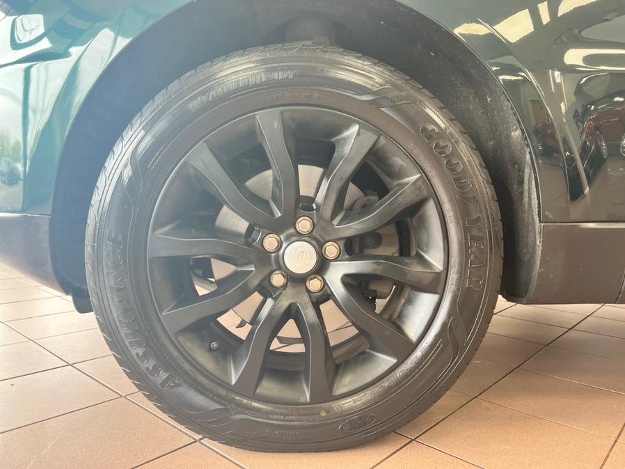 2015 Land Rover Range Rover Sport 4WD 4dr HSE, available for sale in Massapequa Park, New York | Power Motors East. Massapequa Park, New York 2015 Land Rover Range Rover Sport 4WD 4dr HSE, available for sale in Massapequa Park, New York | Power Motors East. Massapequa Park, New York