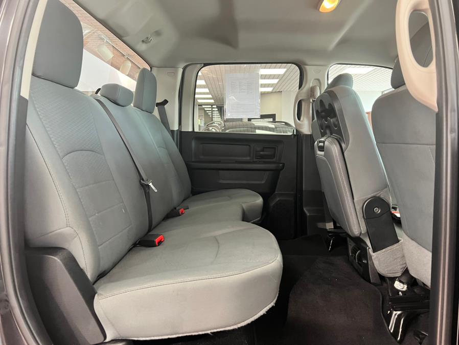 Used Ram 1500 Express 4x4 Crew Cab 5''7" Box 2018 | Power Motors East. Massapequa Park, New York Used Ram 1500 Express 4x4 Crew Cab 5''7" Box 2018 | Power Motors East. Massapequa Park, New York