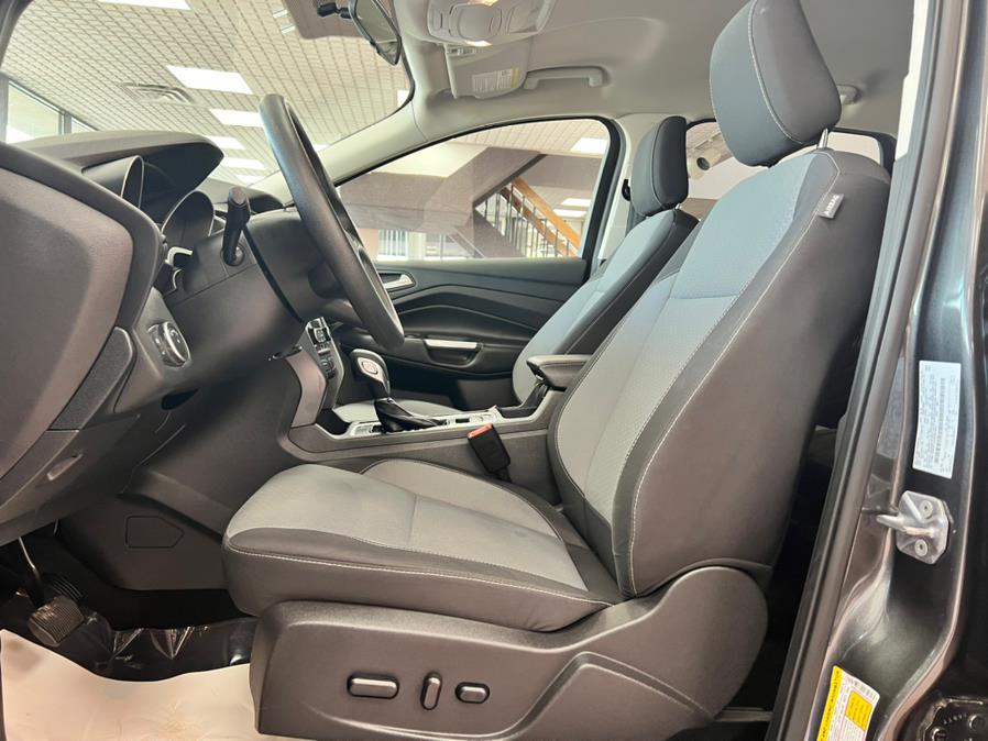2018 Ford Escape SE 4WD, available for sale in Massapequa Park, New York | Power Motors East. Massapequa Park, New York 2018 Ford Escape SE 4WD, available for sale in Massapequa Park, New York | Power Motors East. Massapequa Park, New York