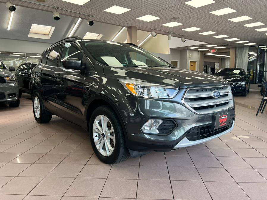 2018 Ford Escape SE 4WD, available for sale in Massapequa Park, New York | Power Motors East. Massapequa Park, New York 2018 Ford Escape SE 4WD, available for sale in Massapequa Park, New York | Power Motors East. Massapequa Park, New York