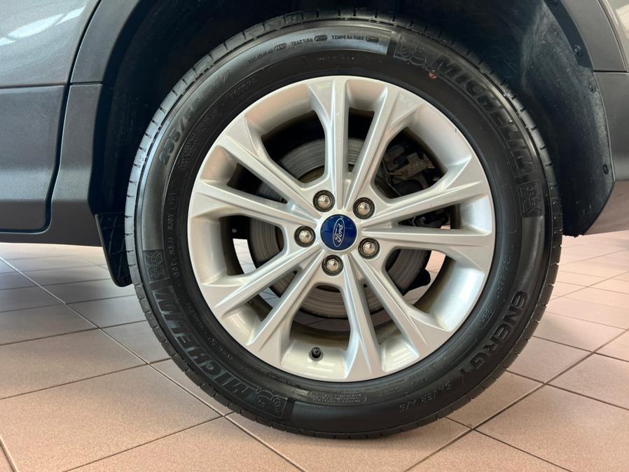 2018 Ford Escape SE 4WD, available for sale in Massapequa Park, New York | Power Motors East. Massapequa Park, New York 2018 Ford Escape SE 4WD, available for sale in Massapequa Park, New York | Power Motors East. Massapequa Park, New York