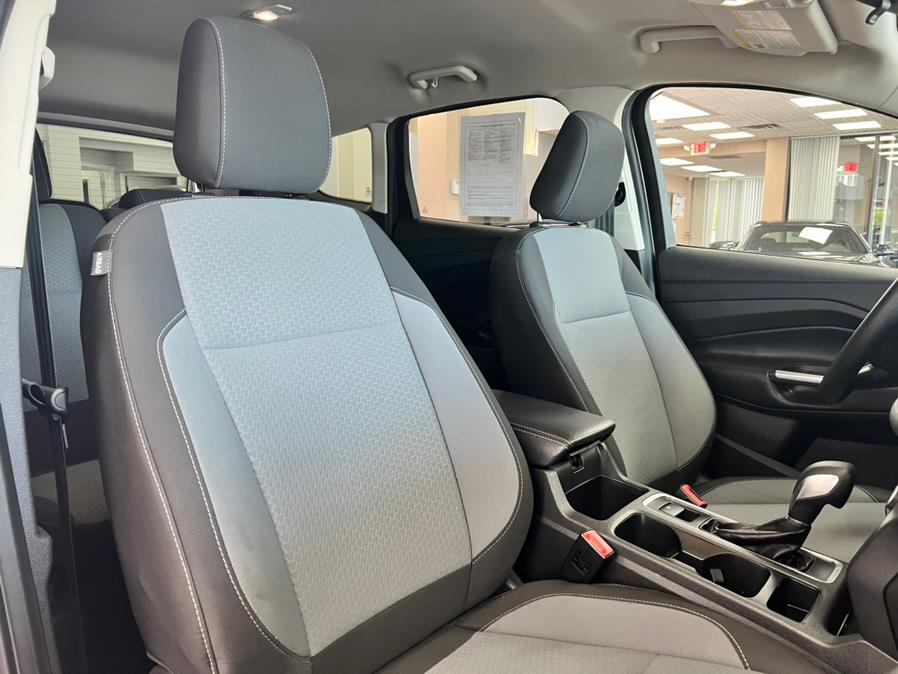 2018 Ford Escape SE 4WD, available for sale in Massapequa Park, New York | Power Motors East. Massapequa Park, New York 2018 Ford Escape SE 4WD, available for sale in Massapequa Park, New York | Power Motors East. Massapequa Park, New York