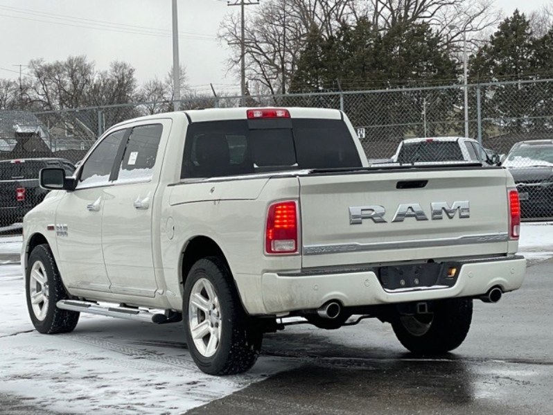 Used Ram 1500 4WD Crew Cab 140.5" Limited 2016 | Car Valley Group. Jersey City, New Jersey Used Ram 1500 4WD Crew Cab 140.5" Limited 2016 | Car Valley Group. Jersey City, New Jersey
