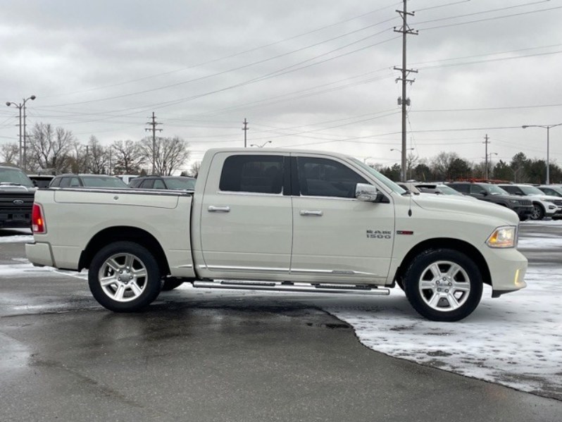 Used Ram 1500 4WD Crew Cab 140.5" Limited 2016 | Car Valley Group. Jersey City, New Jersey Used Ram 1500 4WD Crew Cab 140.5" Limited 2016 | Car Valley Group. Jersey City, New Jersey