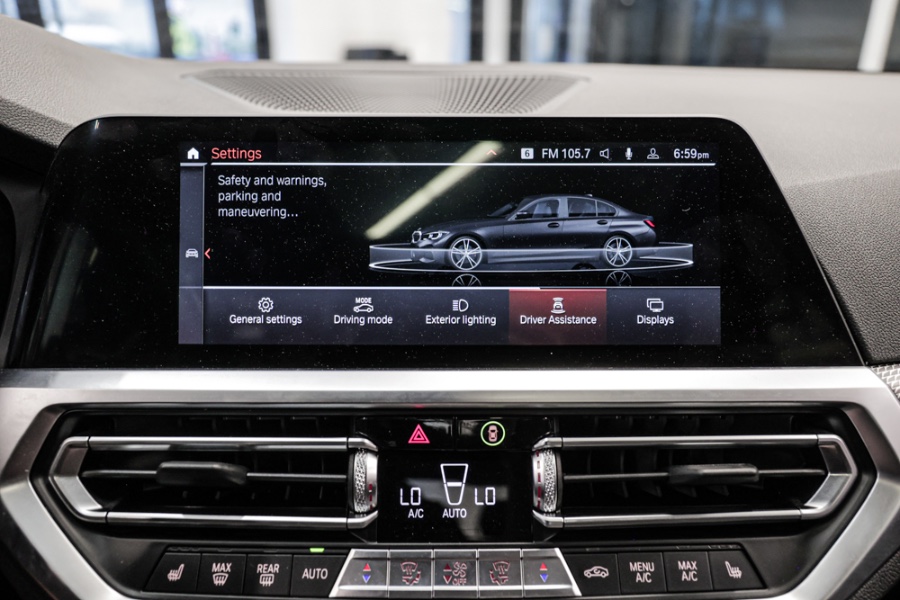Used BMW 3 Series 330i xDrive Sedan North America 2020 | 26 Motors Long Island. ELMONT, New York Used BMW 3 Series 330i xDrive Sedan North America 2020 | 26 Motors Long Island. ELMONT, New York