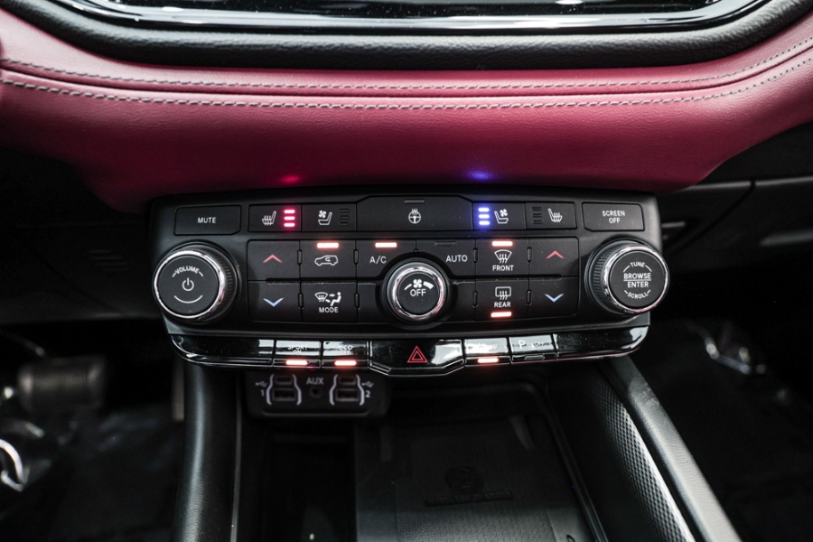 Used Dodge Durango R/T AWD 2021 | 26 Motors Long Island. ELMONT, New York Used Dodge Durango R/T AWD 2021 | 26 Motors Long Island. ELMONT, New York