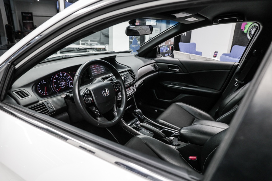Used Honda Accord Sedan Sport CVT 2017 | 26 Motors Long Island. ELMONT, New York Used Honda Accord Sedan Sport CVT 2017 | 26 Motors Long Island. ELMONT, New York