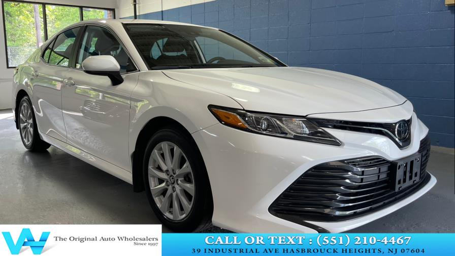 Used Toyota Camry LE Auto (Natl) 2019 | AW Auto & Truck Wholesalers, Inc. Hasbrouck Heights, New Jersey
