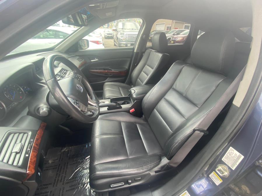 Used Honda Crosstour 4WD V6 5dr EX-L 2012 | VEB Auto Sales. Hartford, Connecticut Used Honda Crosstour 4WD V6 5dr EX-L 2012 | VEB Auto Sales. Hartford, Connecticut
