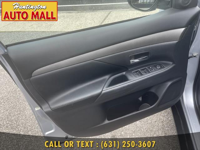 Used Mitsubishi Outlander 4WD 4dr SE 2015 | Huntington Auto Mall. Huntington Station, New York Used Mitsubishi Outlander 4WD 4dr SE 2015 | Huntington Auto Mall. Huntington Station, New York