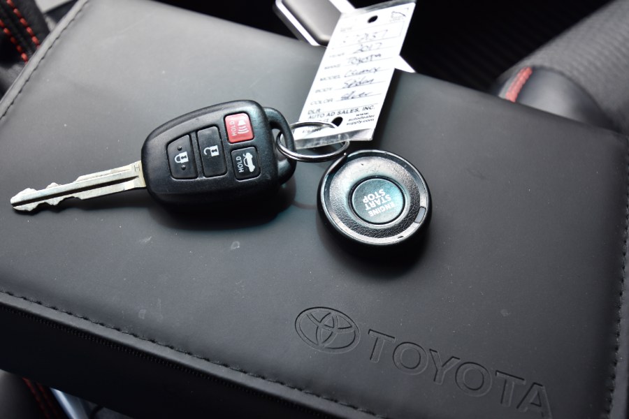 Used Toyota Camry SE Automatic 2017 | Highline Car Connection. Waterbury, Connecticut Used Toyota Camry SE Automatic 2017 | Highline Car Connection. Waterbury, Connecticut