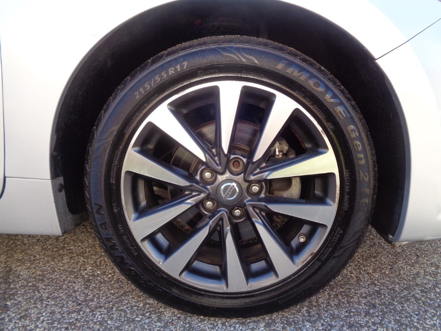 2017 Nissan Altima 2.5 SV Sedan, available for sale in Valley Stream, New York | NY Auto Traders. Valley Stream, New York 2017 Nissan Altima 2.5 SV Sedan, available for sale in Valley Stream, New York | NY Auto Traders. Valley Stream, New York