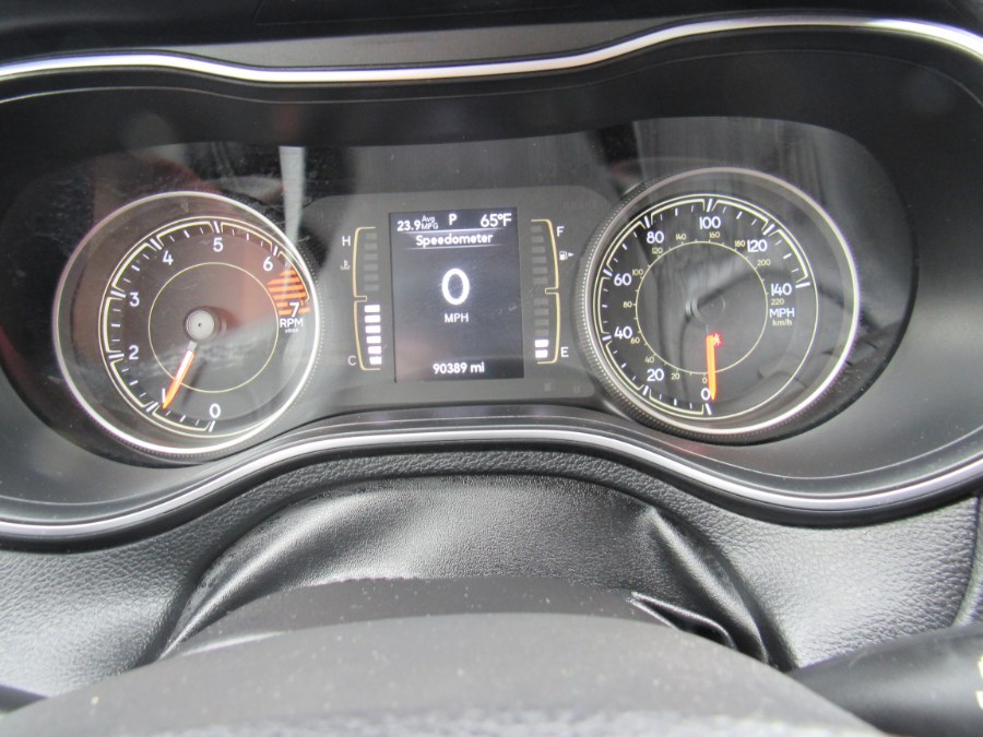 2019 Jeep Cherokee Latitude Plus, available for sale in Worcester, Massachusetts | Hilario's Auto Sales Inc.. Worcester, Massachusetts 2019 Jeep Cherokee Latitude Plus, available for sale in Worcester, Massachusetts | Hilario's Auto Sales Inc.. Worcester, Massachusetts