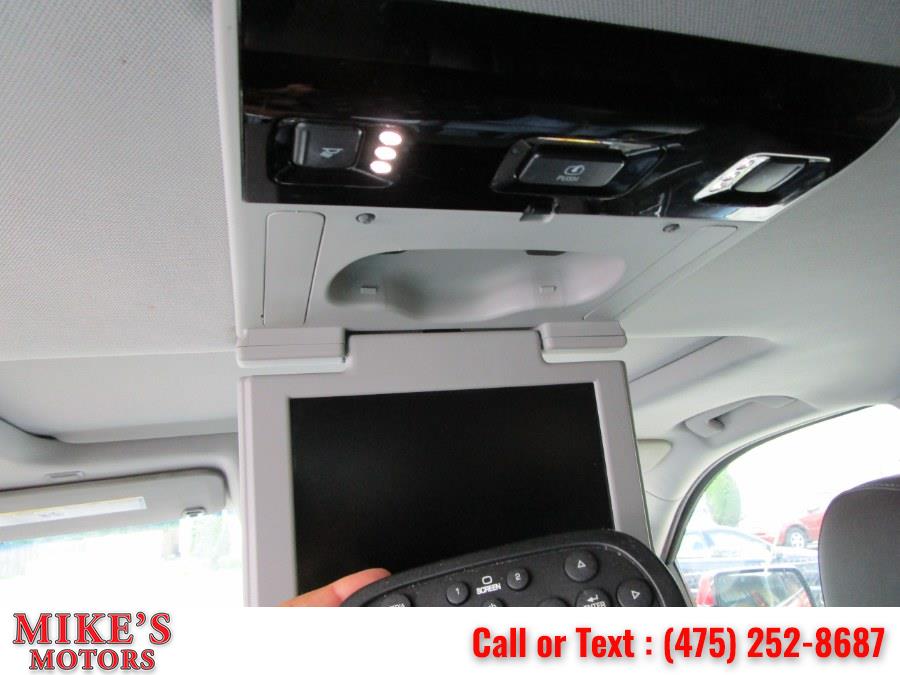 Used Chevrolet Suburban 4WD 4dr LT 2015 | Mike's Motors LLC. Stratford, Connecticut Used Chevrolet Suburban 4WD 4dr LT 2015 | Mike's Motors LLC. Stratford, Connecticut