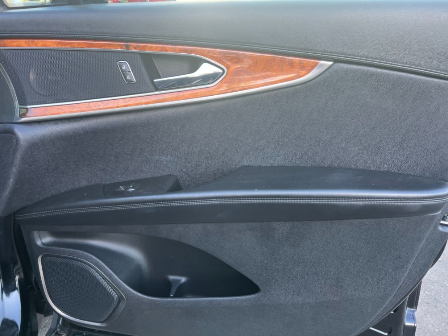 Used Lincoln MKX AWD 4dr Select 2016 | Bristol Auto Center LLC. Bristol, Connecticut Used Lincoln MKX AWD 4dr Select 2016 | Bristol Auto Center LLC. Bristol, Connecticut