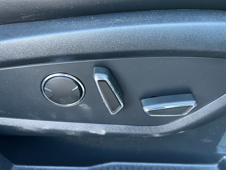 Used Lincoln MKX AWD 4dr Select 2016 | Bristol Auto Center LLC. Bristol, Connecticut Used Lincoln MKX AWD 4dr Select 2016 | Bristol Auto Center LLC. Bristol, Connecticut