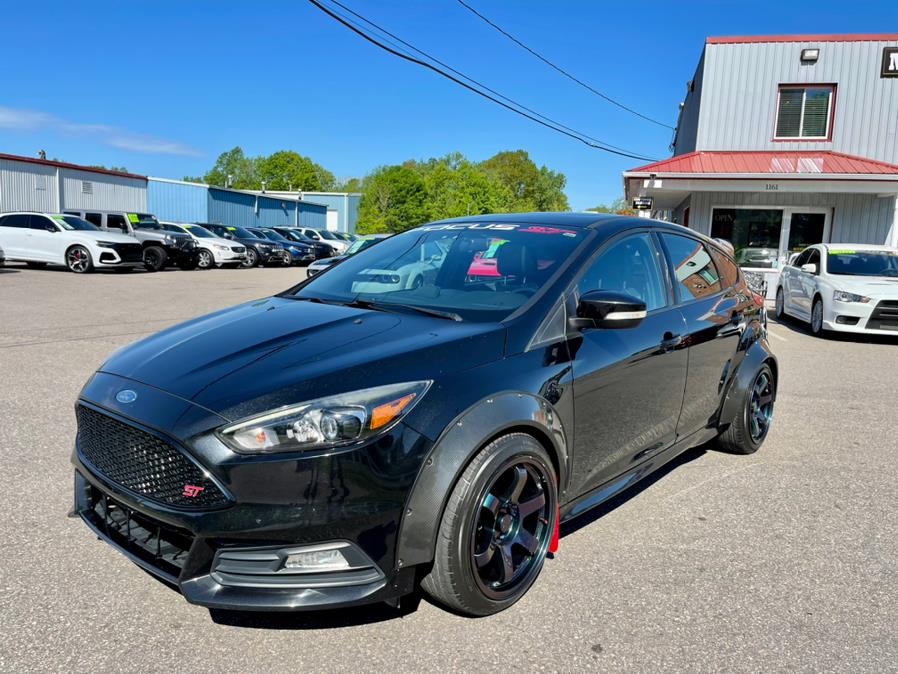 2015 Ford Focus 5dr HB ST, available for sale in South Windsor, Connecticut | Mike And Tony Auto Sales, Inc. South Windsor, Connecticut