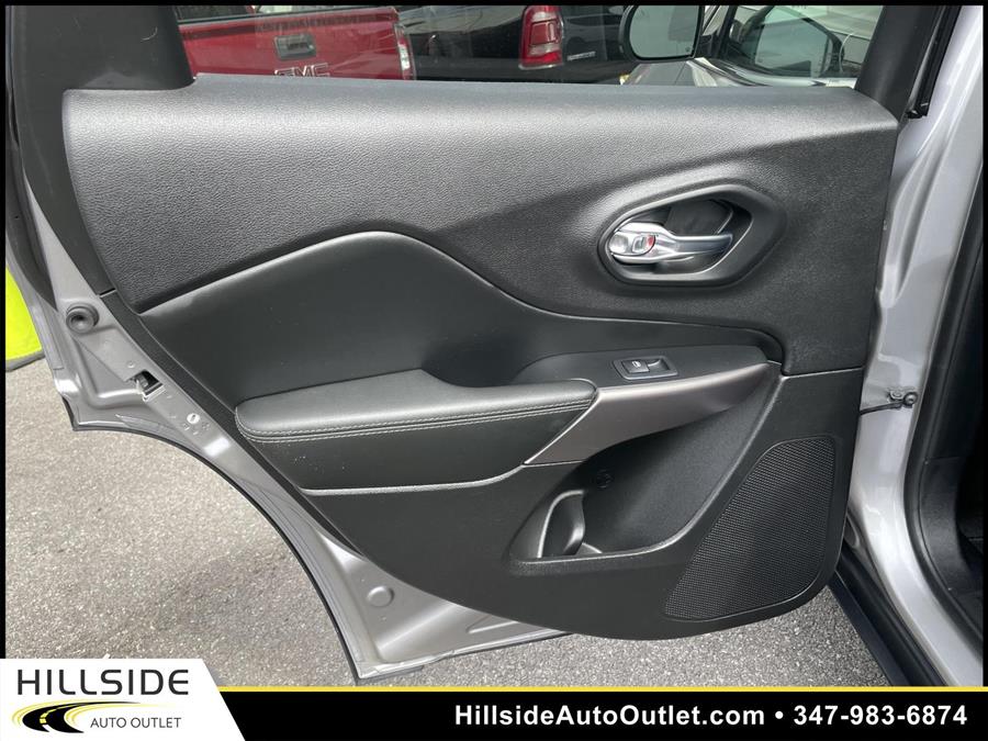 Used Jeep Cherokee Limited 2019 | Hillside Auto Outlet. Jamaica, New York Used Jeep Cherokee Limited 2019 | Hillside Auto Outlet. Jamaica, New York