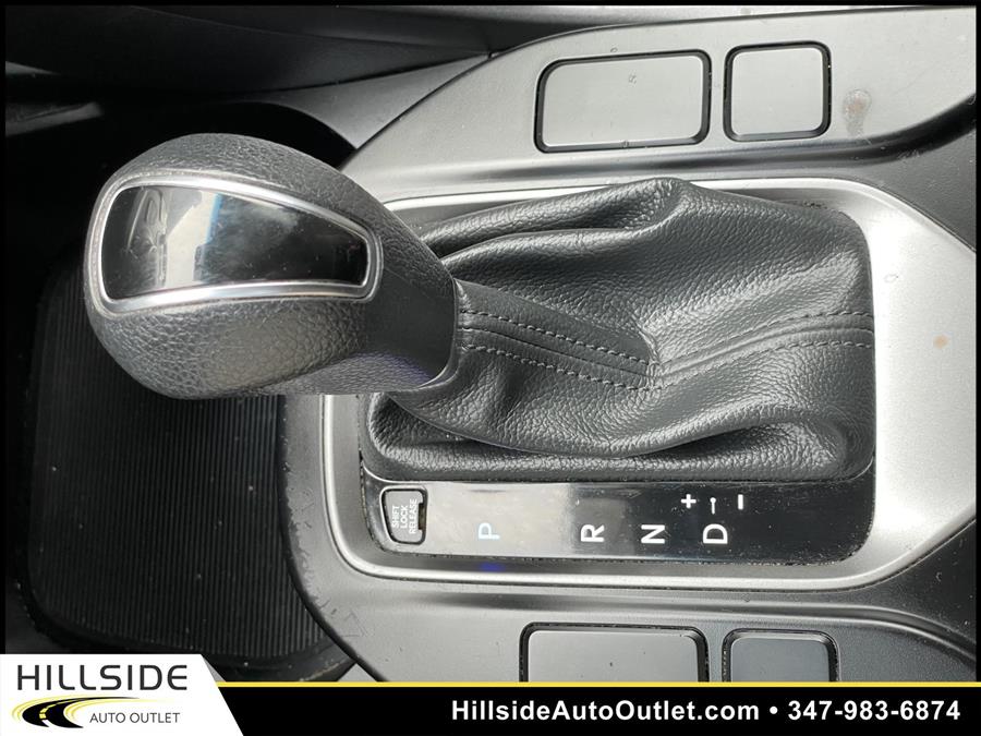 Used Hyundai Santa Fe Sport 2.4 Base 2017 | Hillside Auto Outlet. Jamaica, New York Used Hyundai Santa Fe Sport 2.4 Base 2017 | Hillside Auto Outlet. Jamaica, New York