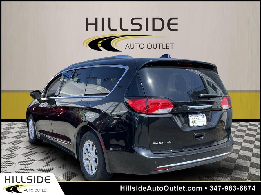 Used Chrysler Pacifica Touring L 2020 | Hillside Auto Outlet. Jamaica, New York Used Chrysler Pacifica Touring L 2020 | Hillside Auto Outlet. Jamaica, New York