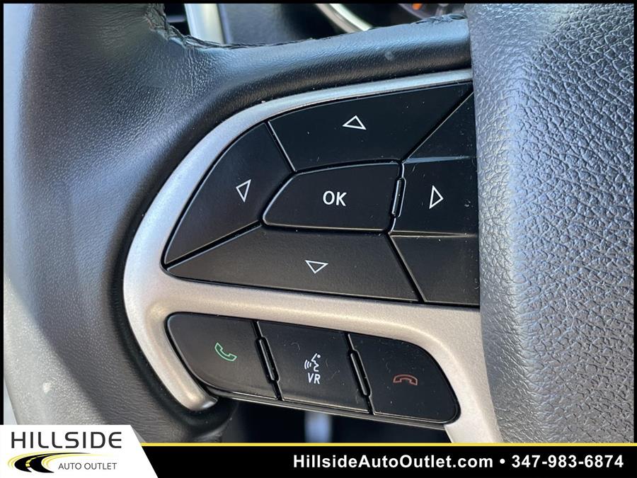 Used Jeep Grand Cherokee Laredo E 2019 | Hillside Auto Outlet. Jamaica, New York Used Jeep Grand Cherokee Laredo E 2019 | Hillside Auto Outlet. Jamaica, New York