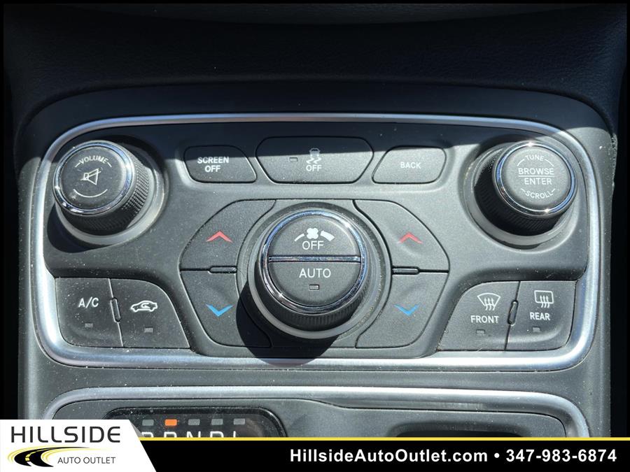 Used Chrysler 200 Limited 2016 | Hillside Auto Outlet. Jamaica, New York Used Chrysler 200 Limited 2016 | Hillside Auto Outlet. Jamaica, New York