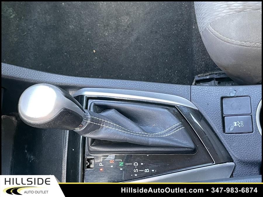 Used Toyota Corolla LE 2017 | Hillside Auto Outlet. Jamaica, New York Used Toyota Corolla LE 2017 | Hillside Auto Outlet. Jamaica, New York