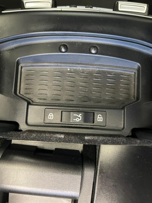 2014 BMW 7 Series 4dr Sdn 750Li RWD, available for sale in Massapequa Park, New York | Power Motors East. Massapequa Park, New York 2014 BMW 7 Series 4dr Sdn 750Li RWD, available for sale in Massapequa Park, New York | Power Motors East. Massapequa Park, New York