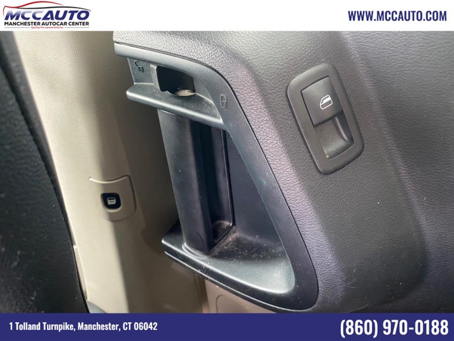 2014 Chrysler Town & Country 4dr Wgn Touring, available for sale in Manchester, Connecticut | Manchester Autocar Center. Manchester, Connecticut 2014 Chrysler Town & Country 4dr Wgn Touring, available for sale in Manchester, Connecticut | Manchester Autocar Center. Manchester, Connecticut