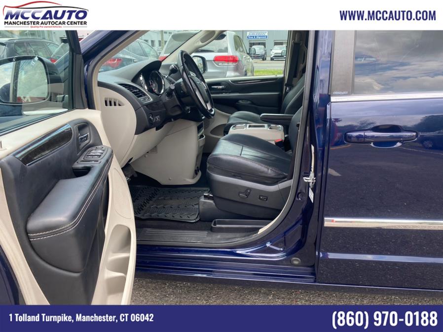 2014 Chrysler Town & Country 4dr Wgn Touring, available for sale in Manchester, Connecticut | Manchester Autocar Center. Manchester, Connecticut 2014 Chrysler Town & Country 4dr Wgn Touring, available for sale in Manchester, Connecticut | Manchester Autocar Center. Manchester, Connecticut