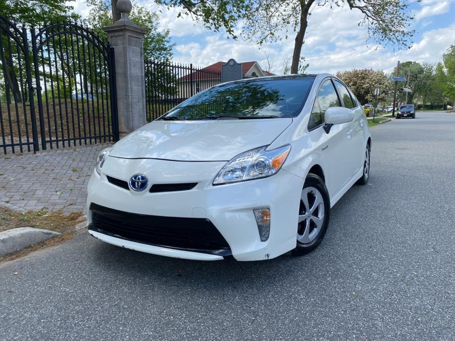 2014 Toyota Prius 5dr HB Five (Natl), available for sale in Little Ferry, NJ